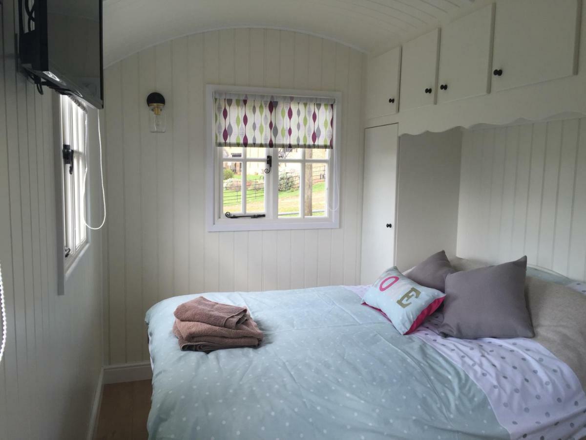 הוילה בקינגהאם Weatherhead Farm Shepherds Hut מראה חיצוני תמונה